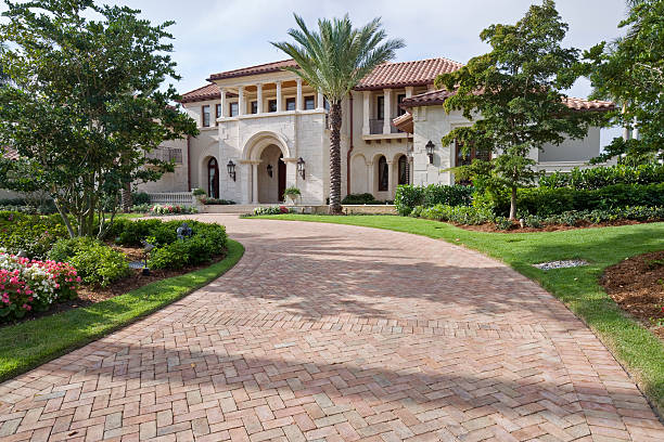 Best Driveway Resurfacing Pavers  in Leonville, LA